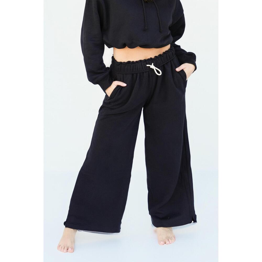 NEW FALCON PARK hunter sweatpants in black